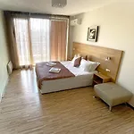 Private Stamopolu Lux Lägenhetshotell Primorsko